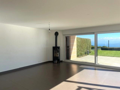 Villa jumelle de 270m2 utiles avec vue sur le lac, les Alpes et le Mont-Blanc image 4