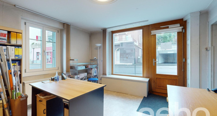 Exclusif: immeuble mixte dans la rue centrale image 4