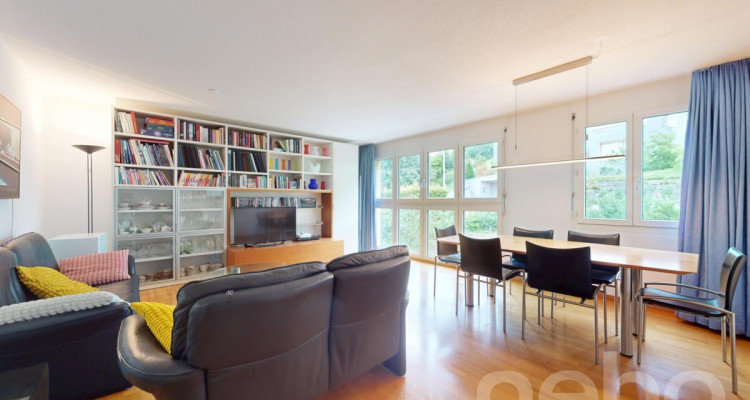 Stilvolle Maisonettewohnung mit Panoramablick und Sonnenterrasse image 1