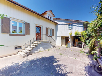 6.5-Zimmer Einfamilienhaus mit sonnigem Garten und viel Potential image 2