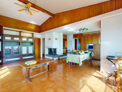 Belle maison familiale de 6.5p avec jardin et magnifique vue! image 7