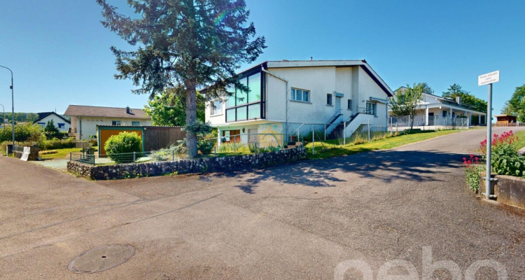 Belle maison familiale de 6.5p avec jardin et magnifique vue! image 2