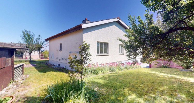 Belle maison familiale de 6.5p avec jardin et magnifique vue! image 4