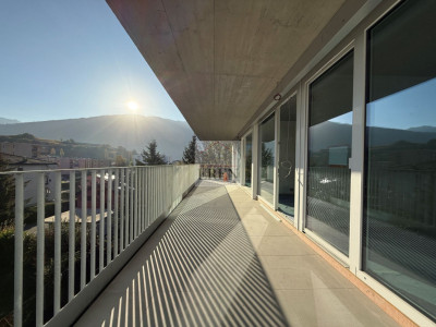 Magnifique Attique 4,5 neuf avec vue panoramique et terrasse de 55 m2 sud-est image 7