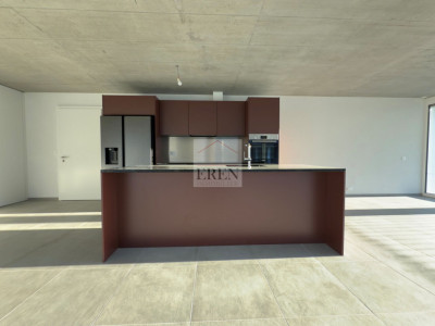 Attique panoramique 4,5 pièces entièrement vitrés avec balcon-terrasse en angle de 72m2 image 5