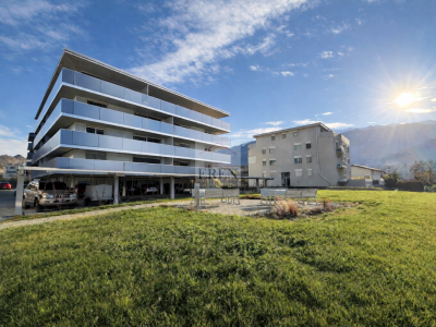 Attique panoramique 4,5 pièces entièrement vitrés avec balcon-terrasse en angle de 72m2 image 12