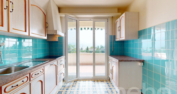 VIVEZ AU CALME, FACE AU LAC, AUX PORTES DE LAUSANNE image 7