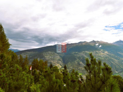 Vue imprenable sur la Dent Blanche et la pointe du Cervin! image 10