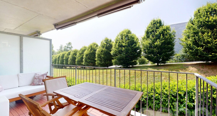 Bel appartement Minergie de 3,5 pièces au calme absolu image 5