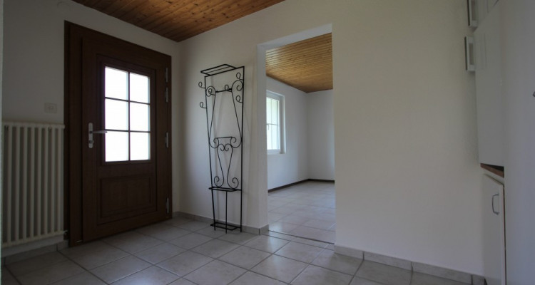 Cosy appartement de 2.5 pièces au rez-de-chaussée image 2