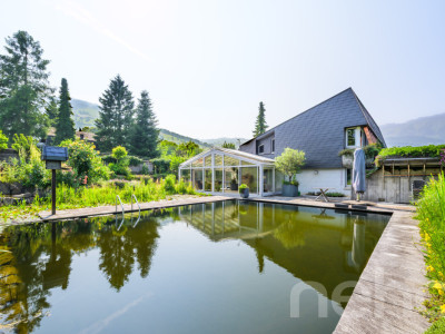 Exklusives EFH in Grabs mit Naturpool & Aussicht in Toplage image 1