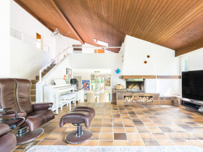 Exklusives EFH in Grabs mit Naturpool & Aussicht in Toplage image 4