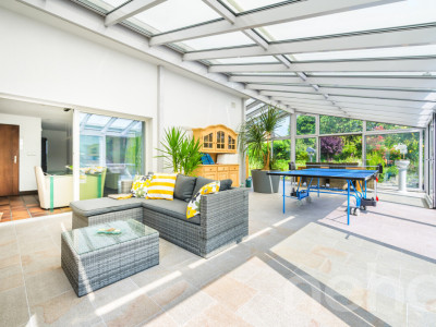 Exklusives EFH in Grabs mit Naturpool & Aussicht in Toplage image 9