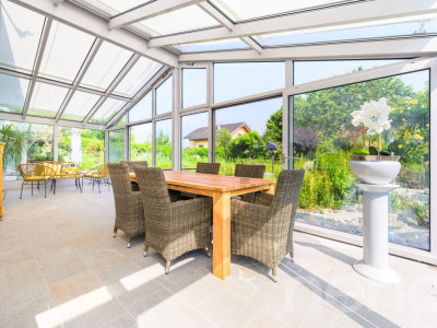 Exklusives EFH in Grabs mit Naturpool & Aussicht in Toplage image 10