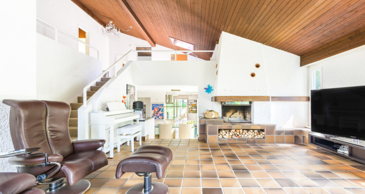 Exklusives EFH in Grabs mit Naturpool & Aussicht in Toplage image 4