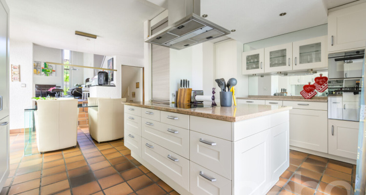 Exklusives EFH in Grabs mit Naturpool & Aussicht in Toplage image 5