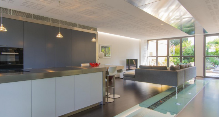 Magnifique maison contiguë dans un parc de 3000m2 image 2