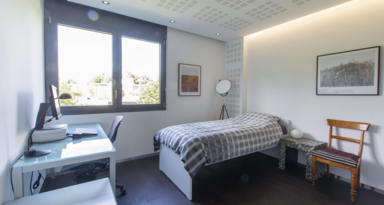 Magnifique maison contiguë dans un parc de 3000m2 image 8