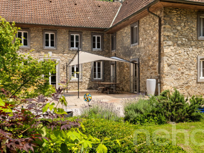Exclusif: Magnifique propriété avec maison de maître et hangar image 11