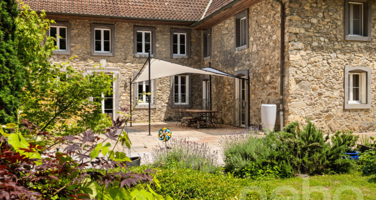 Exclusif: Magnifique propriété avec maison de maître et hangar image 11