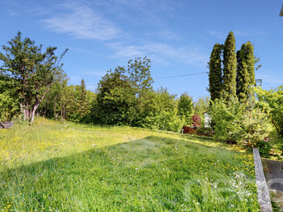 Maison lumineuse avec vue dégagée et potentiel image 2