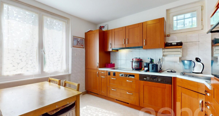 Maison lumineuse avec vue dégagée et potentiel image 7