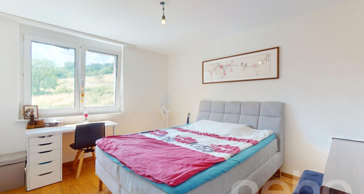 Appartement rénové de 4,5 pièces avec vue  sur le lac ! image 7