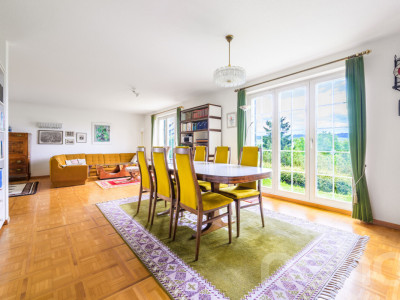 Grosszügiges Einfamilienhaus mit Weitblick und traumhaftem Garten image 9