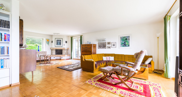 Grosszügiges Einfamilienhaus mit Weitblick und traumhaftem Garten image 8