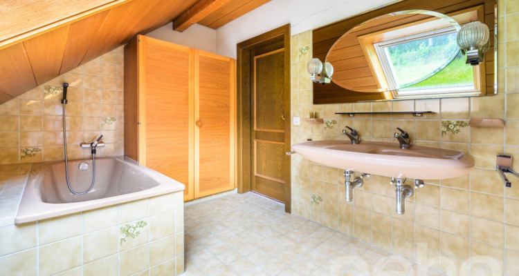 Grosszügiges Einfamilienhaus mit Weitblick und traumhaftem Garten image 10