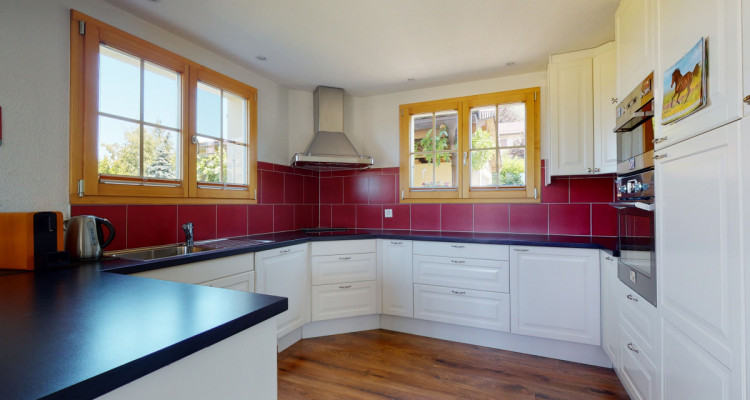 Belle maison de 5.5 pièces à Froideville image 6