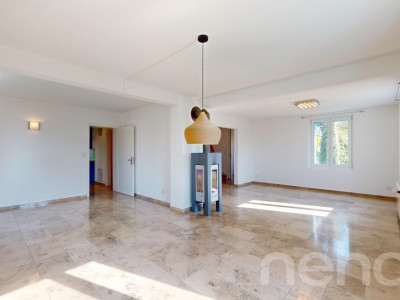 Einfamilienhaus in ruhiger Lage mit viel Platz und Potenzial image 1