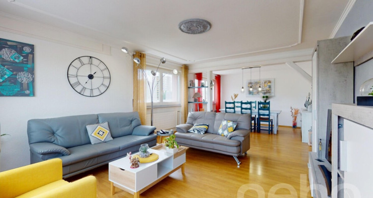 Appartement lumineux avec vue imprenable ? 3.5 pièces au 11e étage image 3