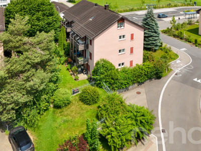 Attraktives Mehrfamilienhaus mit 6 Einheiten in Eschenbach image 1