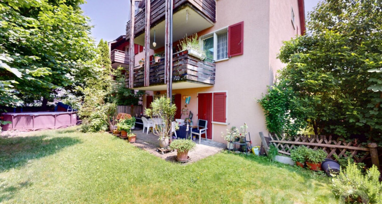 Attraktives Mehrfamilienhaus mit 6 Einheiten in Eschenbach image 2