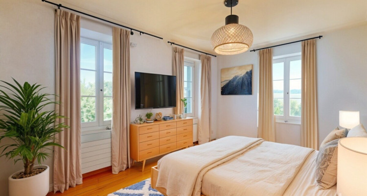 Deux duplex au c?ur d?un ancien bâtiment de charme image 5