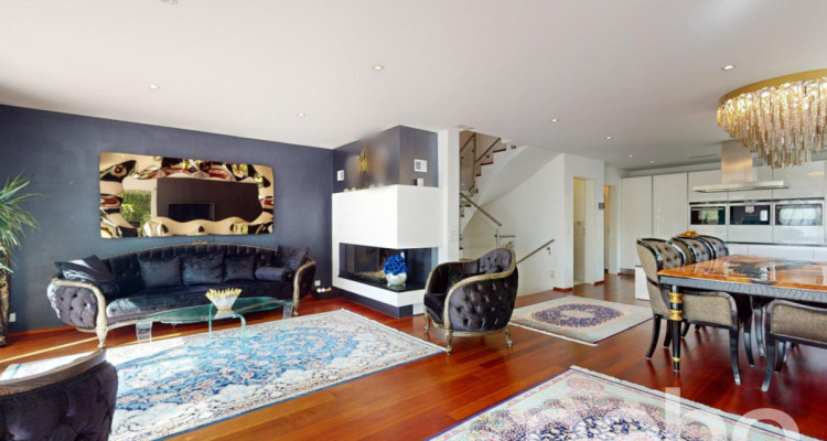 Attraktive Doppelhaushälfte mit Charme und Komfort image 3