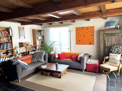 Bel appartement de 5.5 pièces en duplex avec balcon à Gland image 3