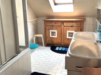 Bel appartement de 5.5 pièces en duplex avec balcon à Gland image 10