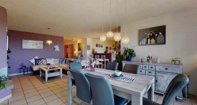 Rez-de-jardin avec piscine hors sol et vue totalement dégagée. image 4