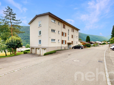 Immeuble locatif de rendement avec vue panoramique sur les montagnes image 3