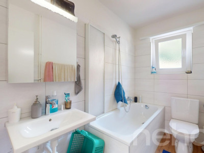 Immeuble locatif de rendement avec vue panoramique sur les montagnes image 10