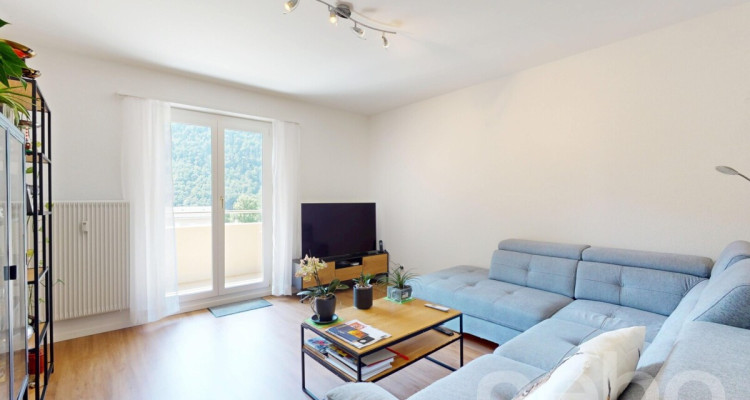 Immeuble locatif de rendement avec vue panoramique sur les montagnes image 4