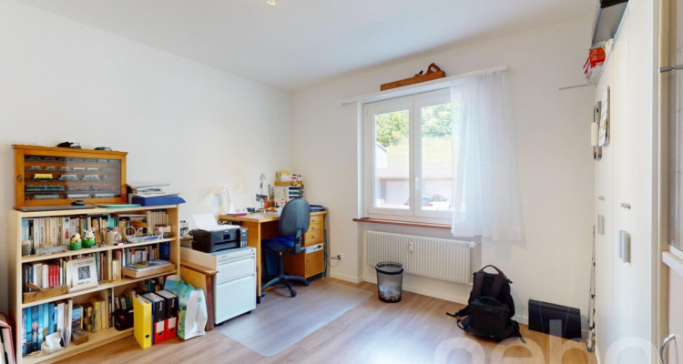 Immeuble locatif de rendement avec vue panoramique sur les montagnes image 9