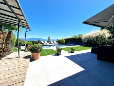 En exclusivité & off Market: Villa paradisiaque avec magnifique vue sur le lac image 2