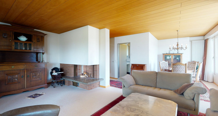 Spannendes 6.5 Zimmer Einfamilienhaus inklusive Baulandreserve image 2