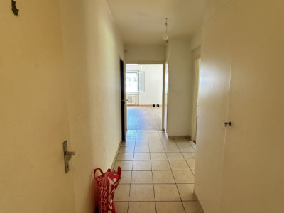 Spacieux 3.5 pièces avec balcon - Ch. de Rovéréaz 14, 1012 Lausanne image 2