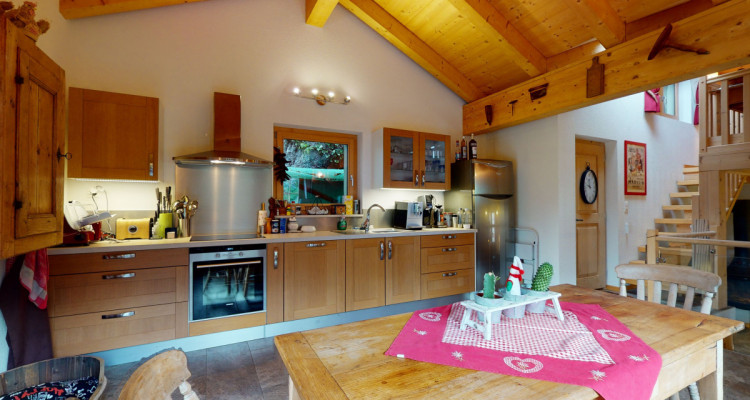 Chalet de 2 appartements de standing avec mezzanine image 3