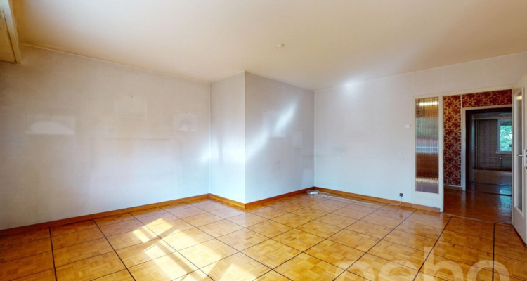 Appartement lumineux et spacieux à rénover image 11