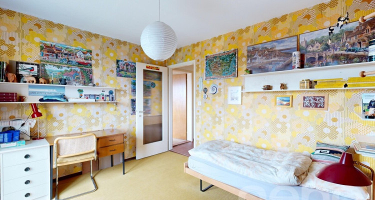 4-Zimmerhaus mit Cheminée und Weitblick in familienfreundlicher Lage image 5